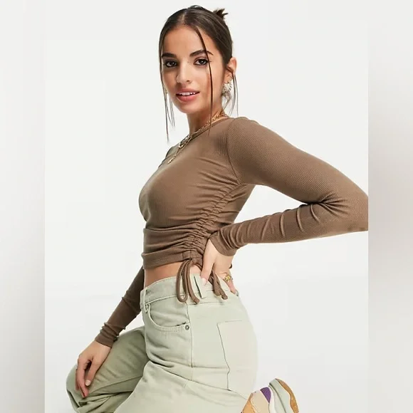 NWT Dynamite Ruched Top - Picture 1 of 4